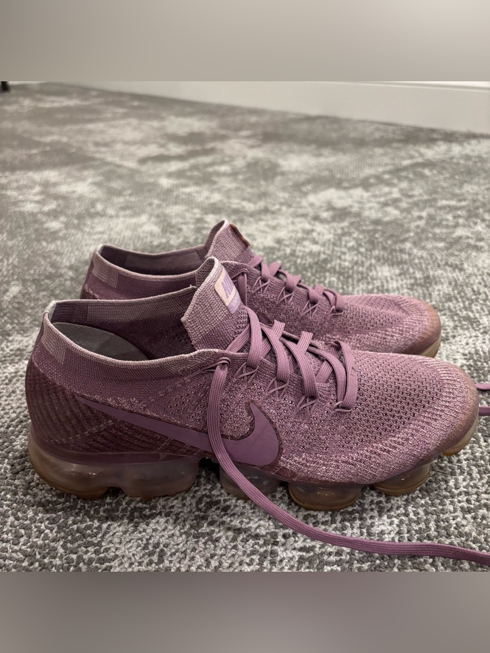 Nike Air VaporMax Violet Dust Athletic Running Shoes Womens U.S. 10